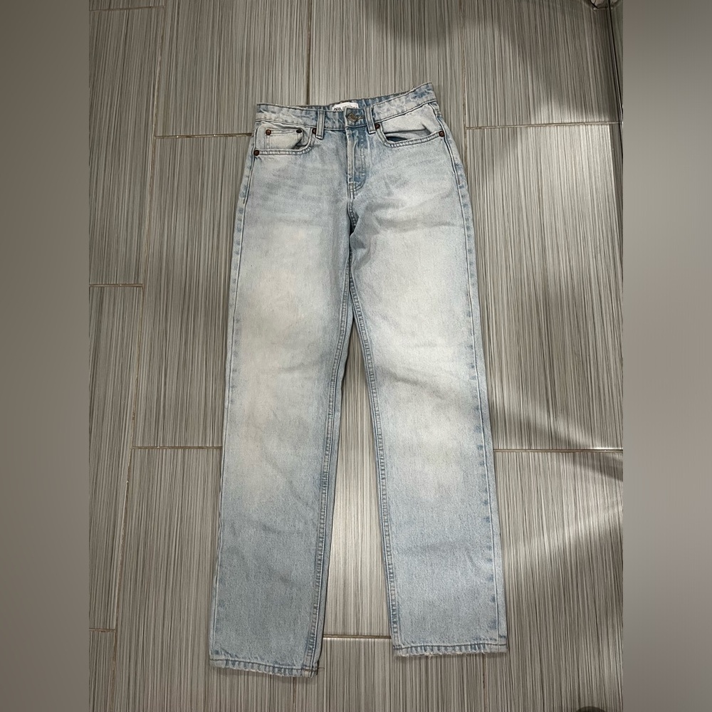 Zara Light Wash Denim Jeans